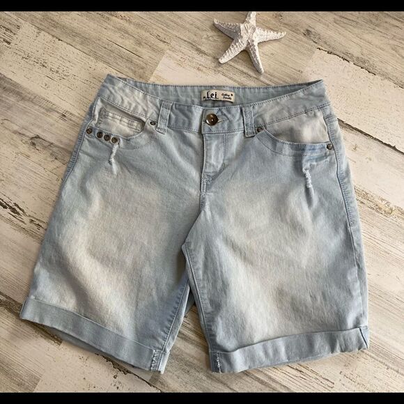 Lei Bermuda Shorts  - Picture 6 of 6